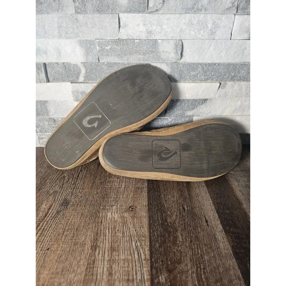 Olukai Men's Moloa Leather Slipper Wool Shearling size  8 Tan great tread rubber